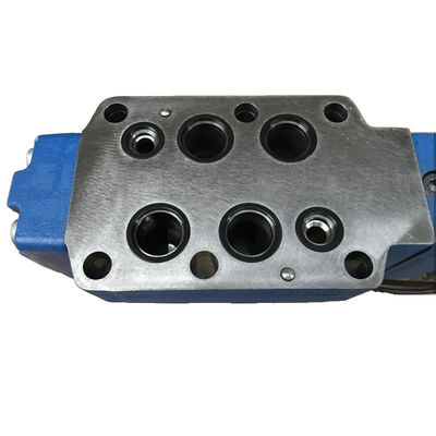 1000PSI Rexroth Proportional Valve 4WRKE25W8-350L-3X/6EG24EK31/A1D3M