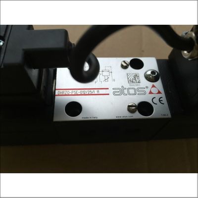 Black Proportional Flow Control Valve DHRZO-P5E-012-25-I-11 Low Hysteresis