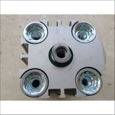ADVU-32-40-P-A Festo Oil Cylinder With 32mm Piston Diameter 40mm Stroke Compact And Durable Pneumatic Operations
